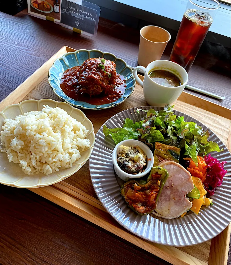 鹿ハンバーグの味噌煮込みセット🦌|ゆかりさん