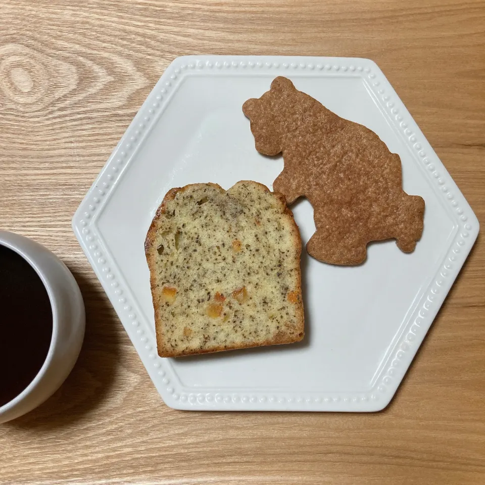 紅茶とオレンジのパウンドとジンジャー　クッキー🍪☕️|ちゃみこさん