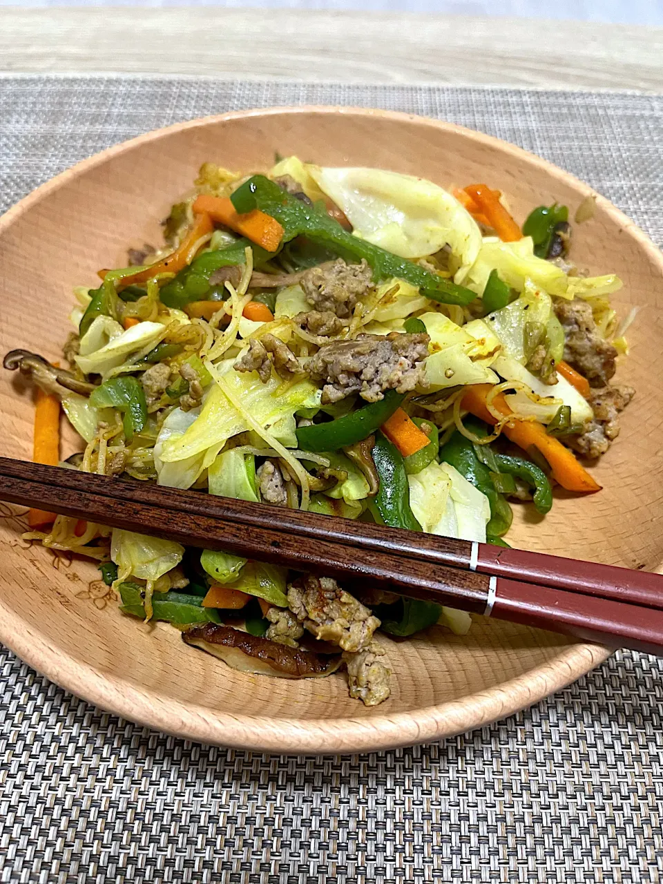 野菜大量消費の焼きカレービーフン|ゆかｕさん