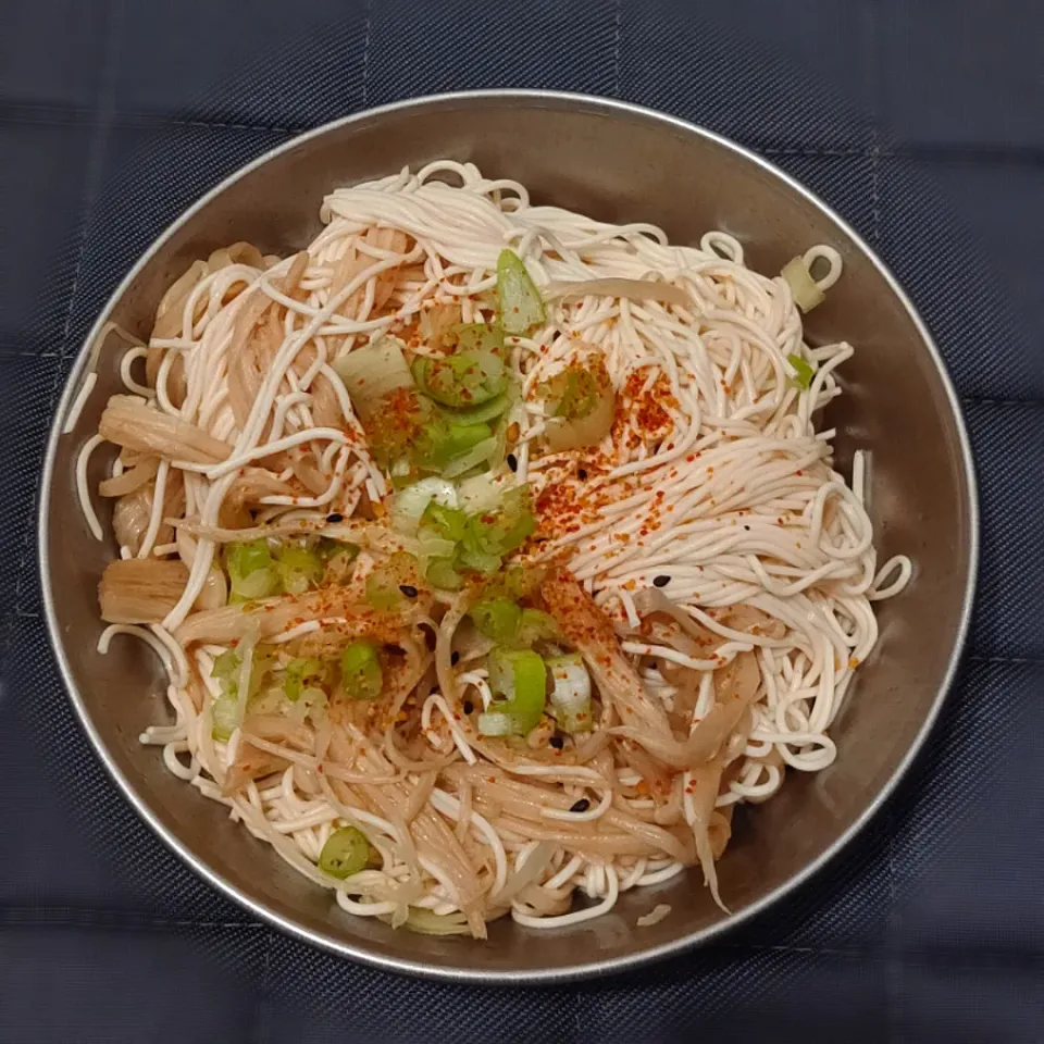 豆腐そうめんで油そば風🍜|コグマ🍠さん