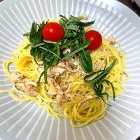 ささみとツナのさっぱりパスタ🍝作ってみました。ささみ、ツナ、大葉、ニンニク、ミニトマトオリーブオイル、塩胡椒|みるさん