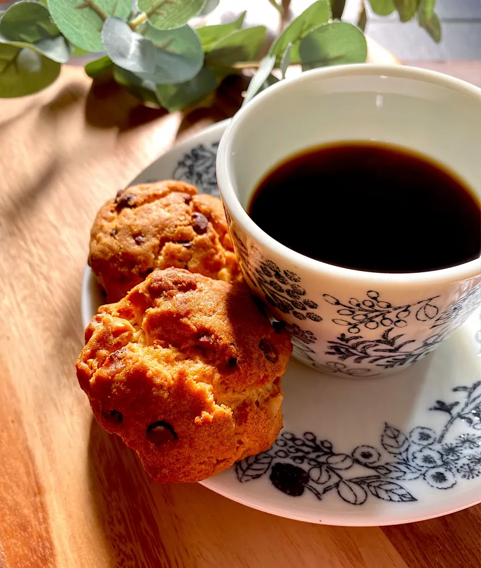 Snapdishの料理写真:チョコチップクッキー🍪|cocochiさん