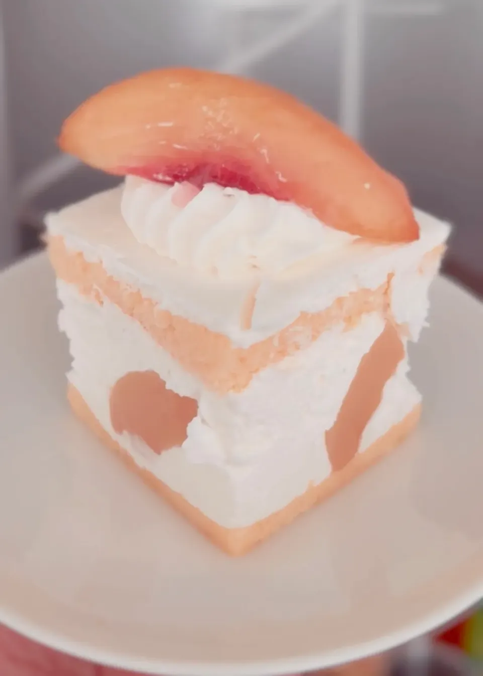 桃のショートケーキ🍑|女神さん