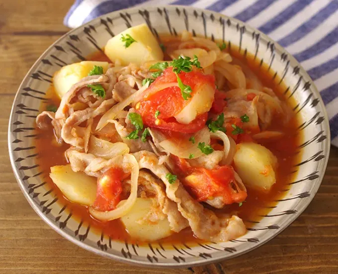 【オールシーズニング使用】スパイシー洋風肉じゃが|ユウキ食品＆マコーミックさん