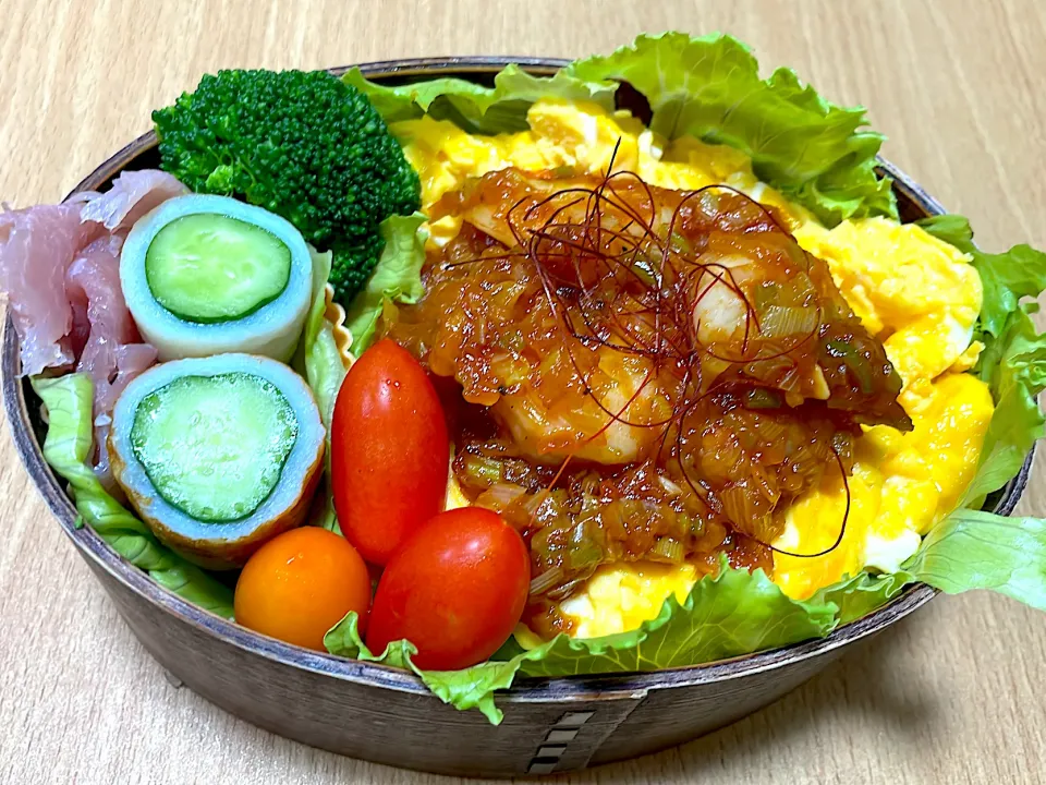 エビチリ丼弁当|ちかちかさん