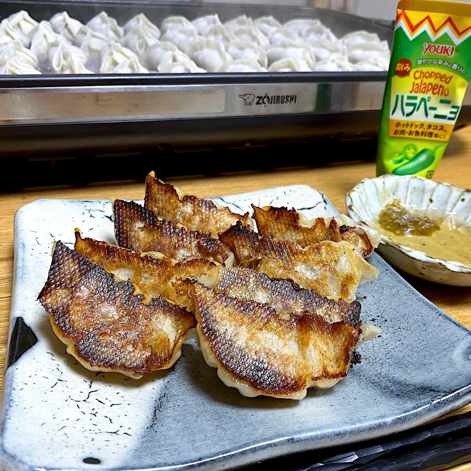 ハラペーニョ＋酢で食べる　焼き餃子|sakurakoさん