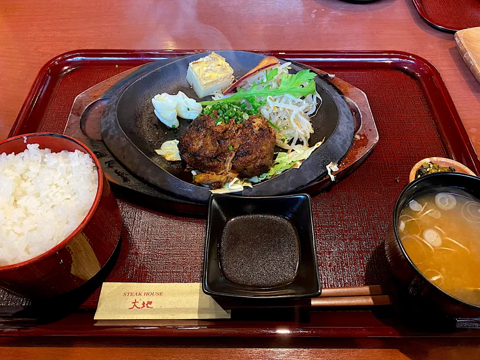 和牛ハンバーグランチ|髙野泰朋さん