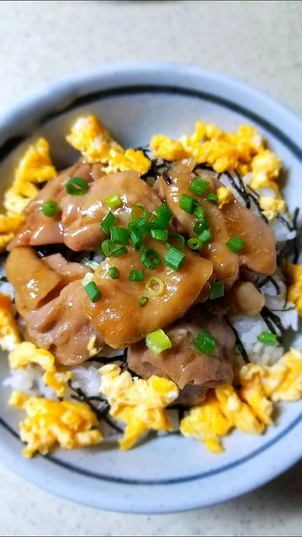 Snapdishの料理写真:パパ作👨照り焼きチキン丼|ぱんだのままんさん