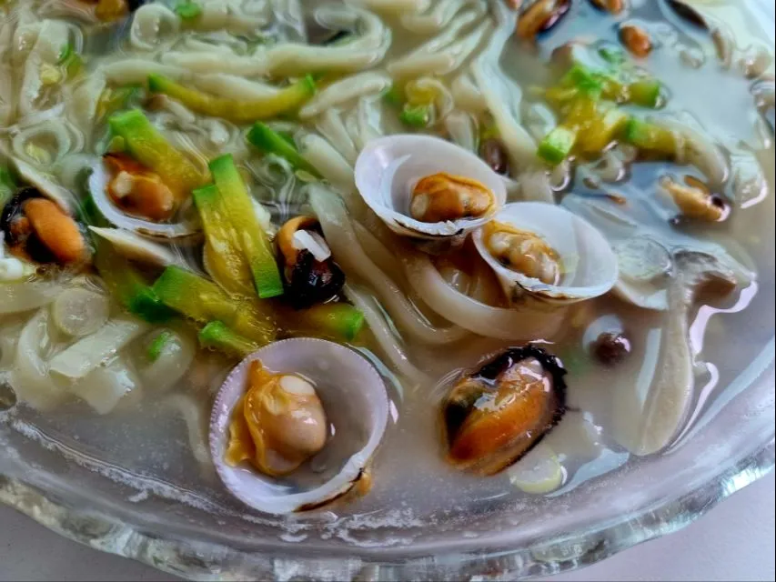 Noodle Soup with Shells|steven z.y.さん