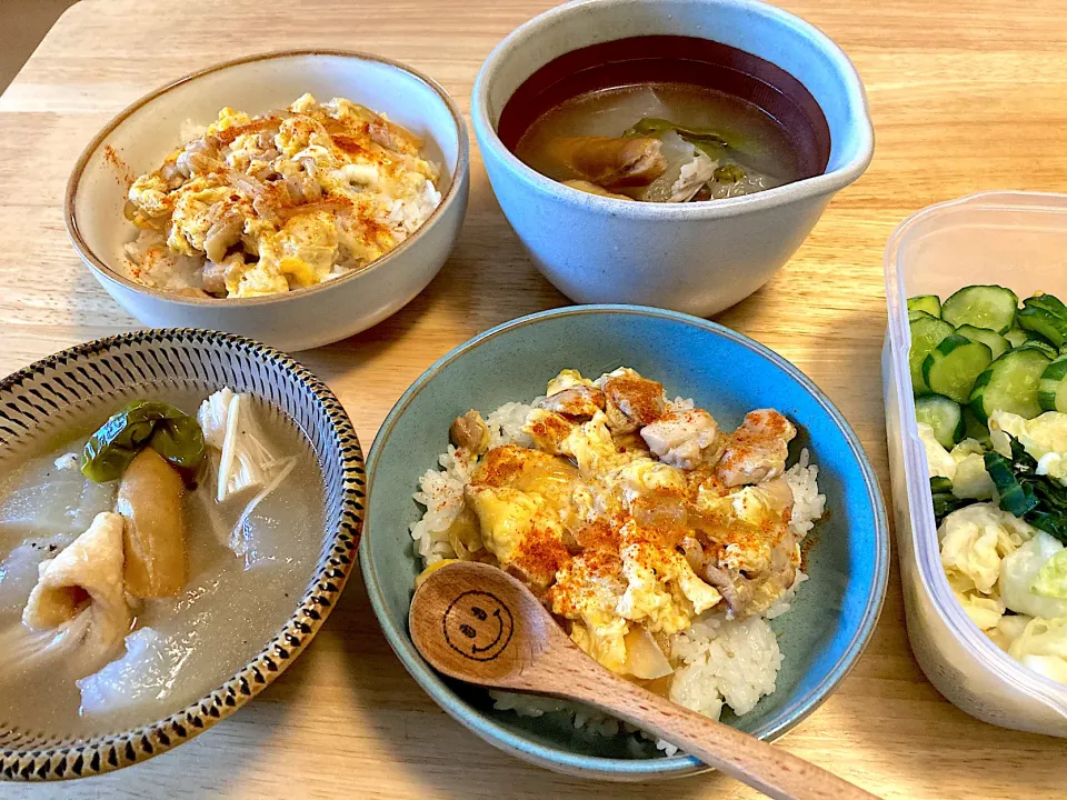 親子丼と冬瓜の中華スープ🎵|さくたえさん