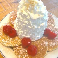 ストロベリーパンケーキ|もっぴさん