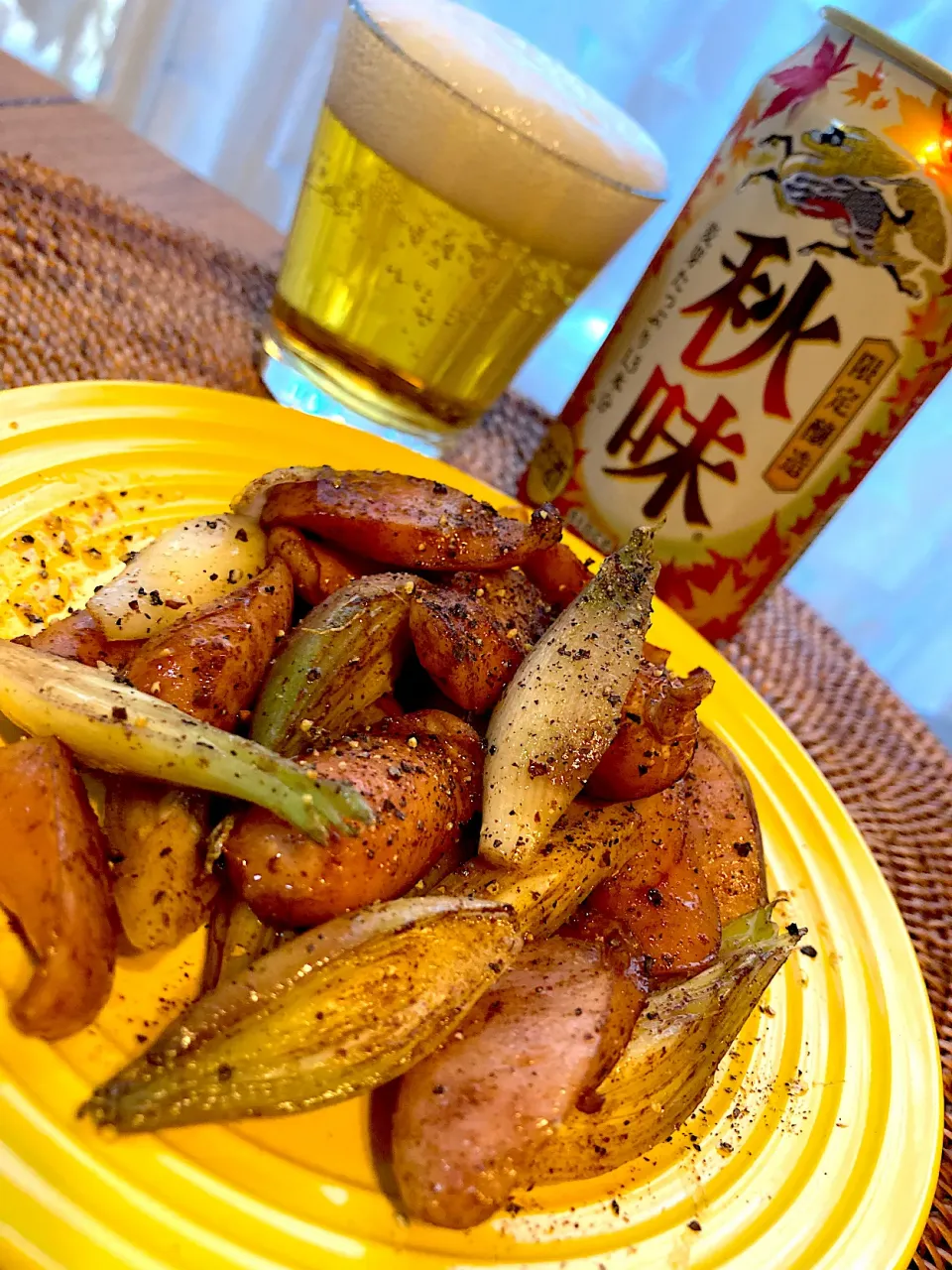 アッチさんの料理 みょうがとソーセージのマヨ炒め😋🍻💕✨|アイさん