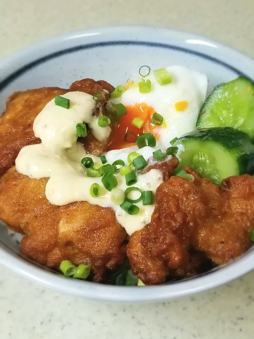 冷凍から揚げde温玉チキン南蛮丼|ぱんだのままんさん