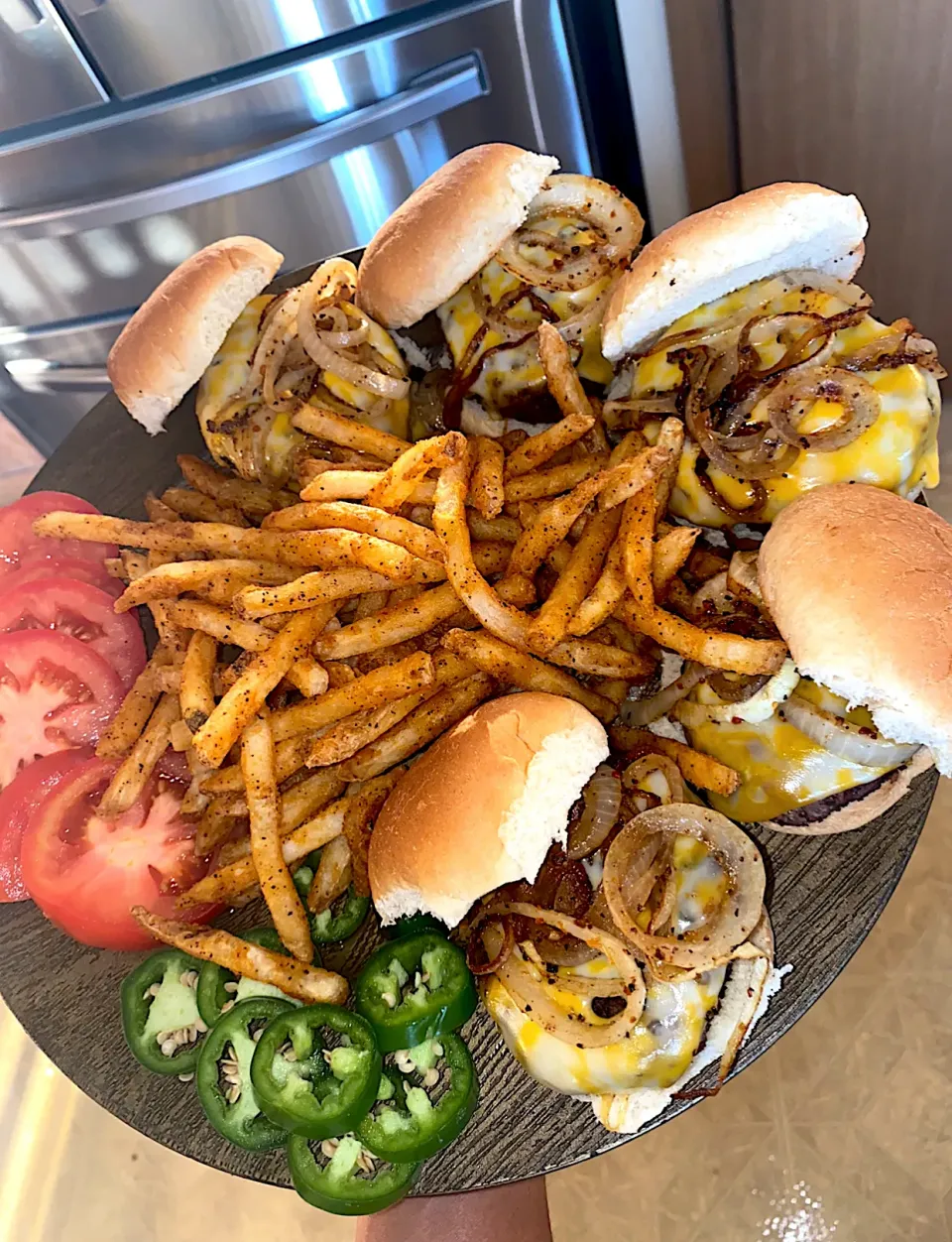 Cheeseburger sliders Platter|Tawanjaさん