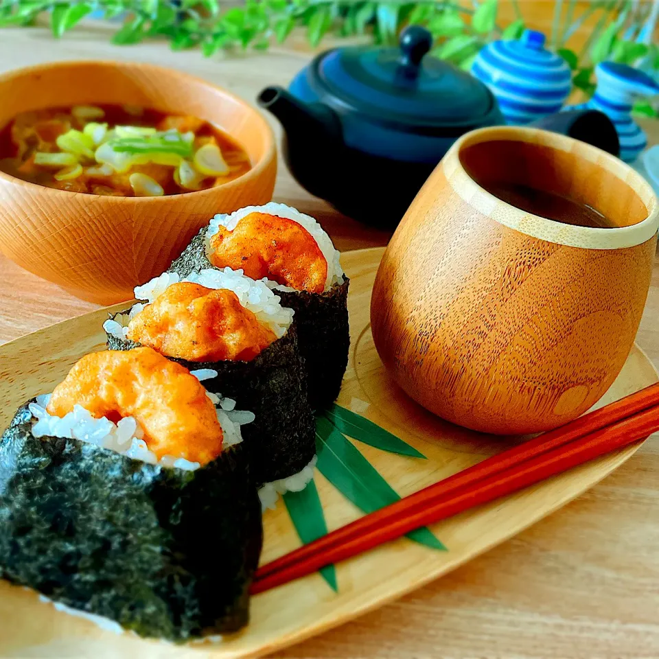 昼は手作り名古屋メシの🍙🍤天むす　それから岡崎の八丁味噌で味噌汁|Sの食卓さん