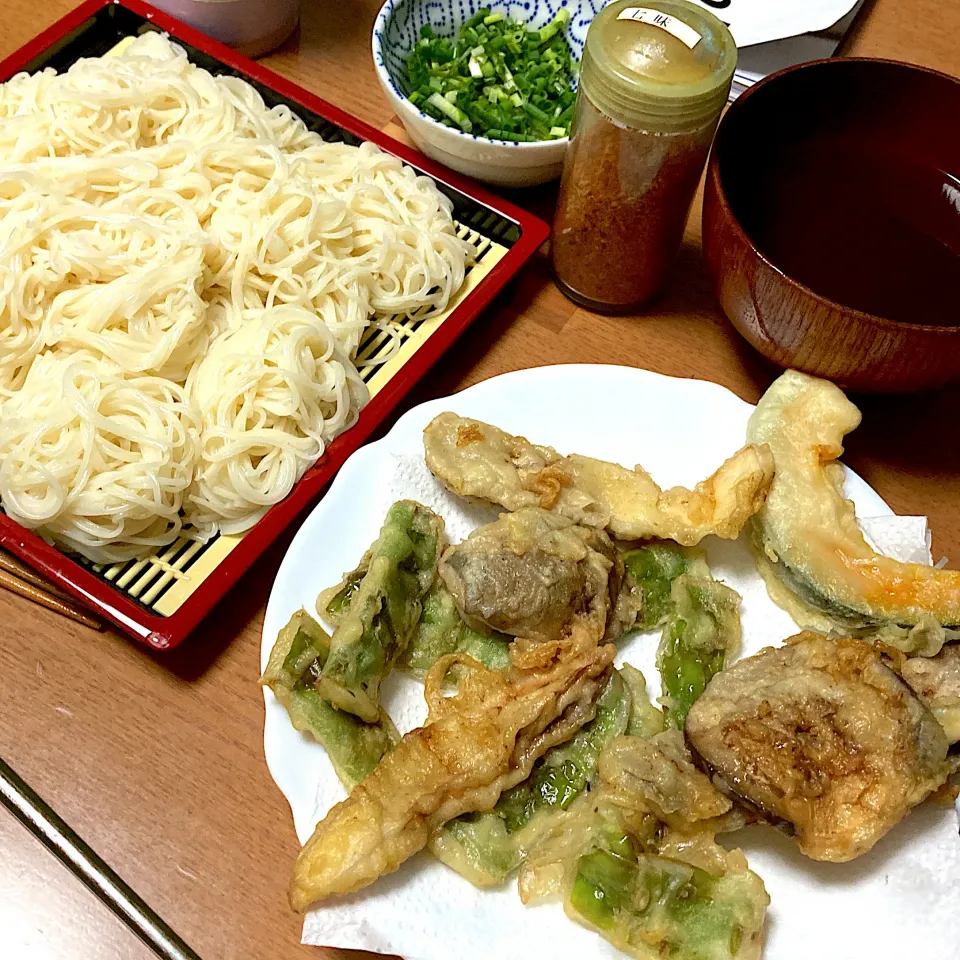 Snapdishの料理写真:天ぷら素麺|みんみんさん