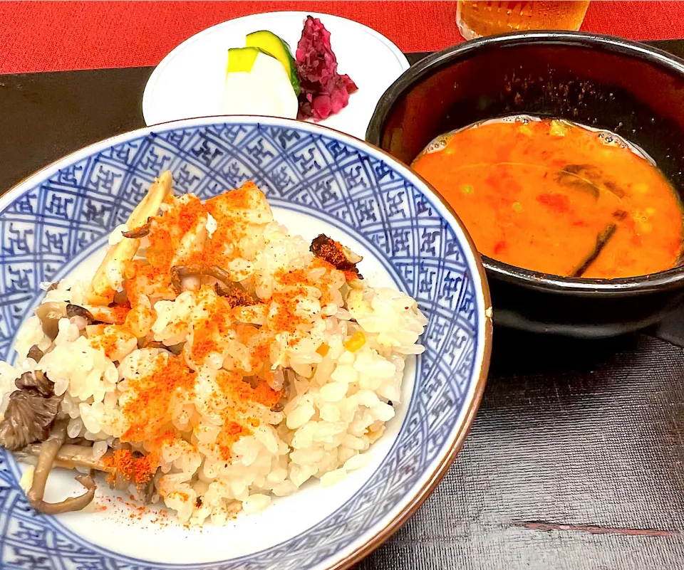 炊き込みご飯|Food is lifeさん