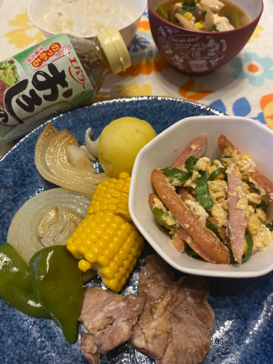 Snapdishの料理写真:焼き肉プレート🍽|こずりんさん