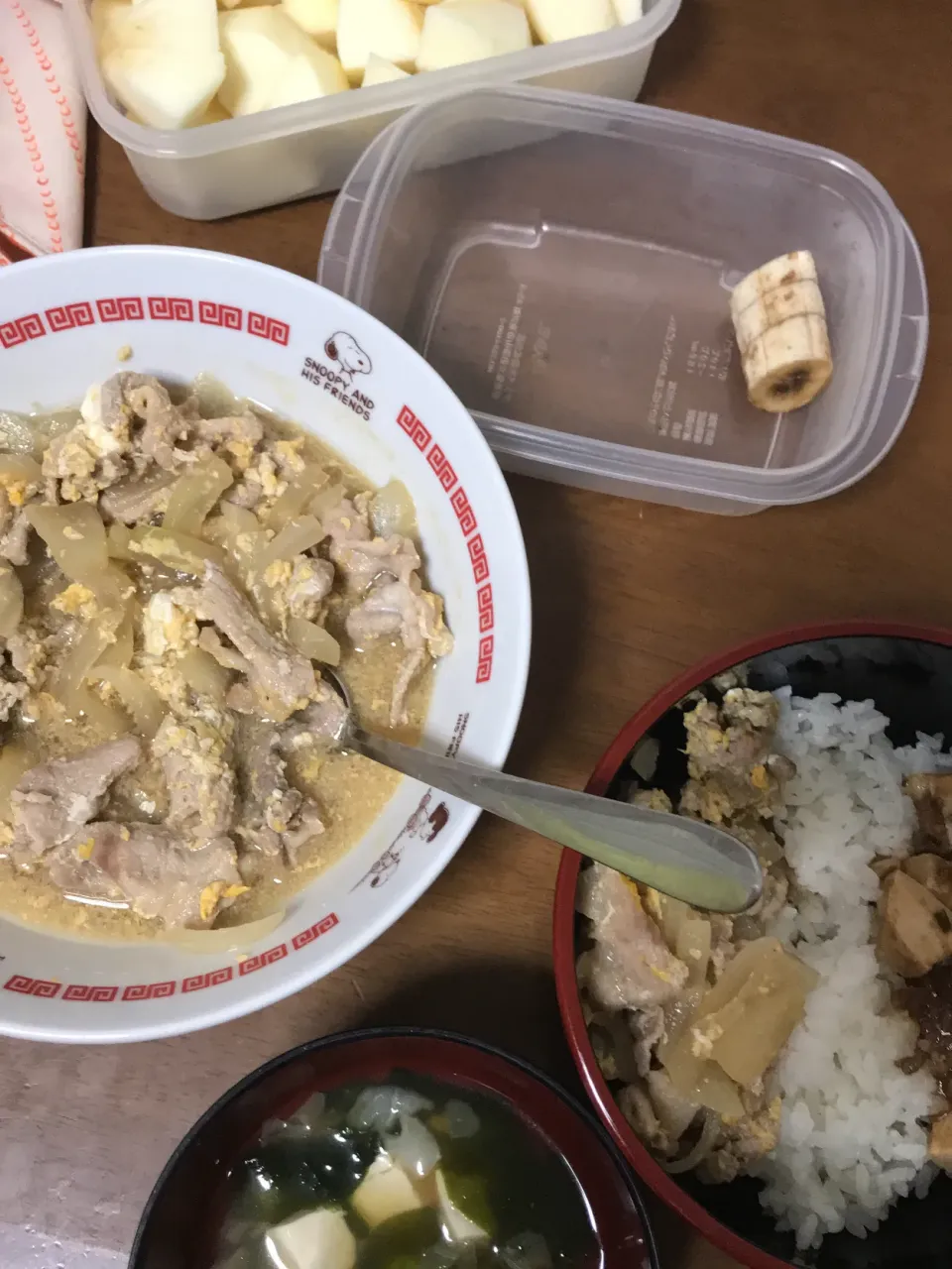 Snapdishの料理写真:親子丼、スープ|りゆさん