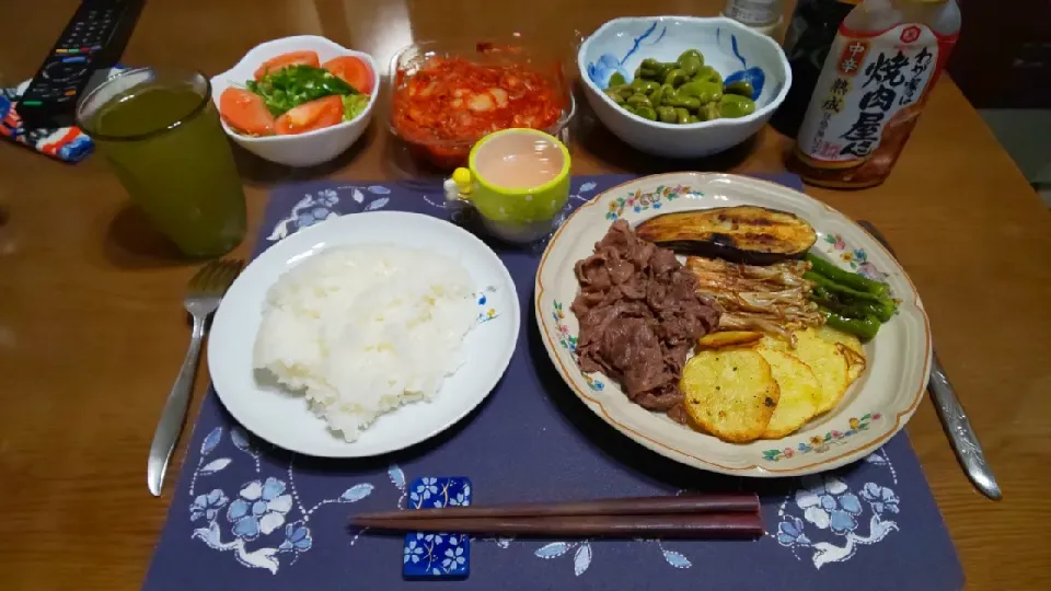 焼き肉&フライパン焼き&サラダ&ジュース寒天(夕飯)|enarinさん