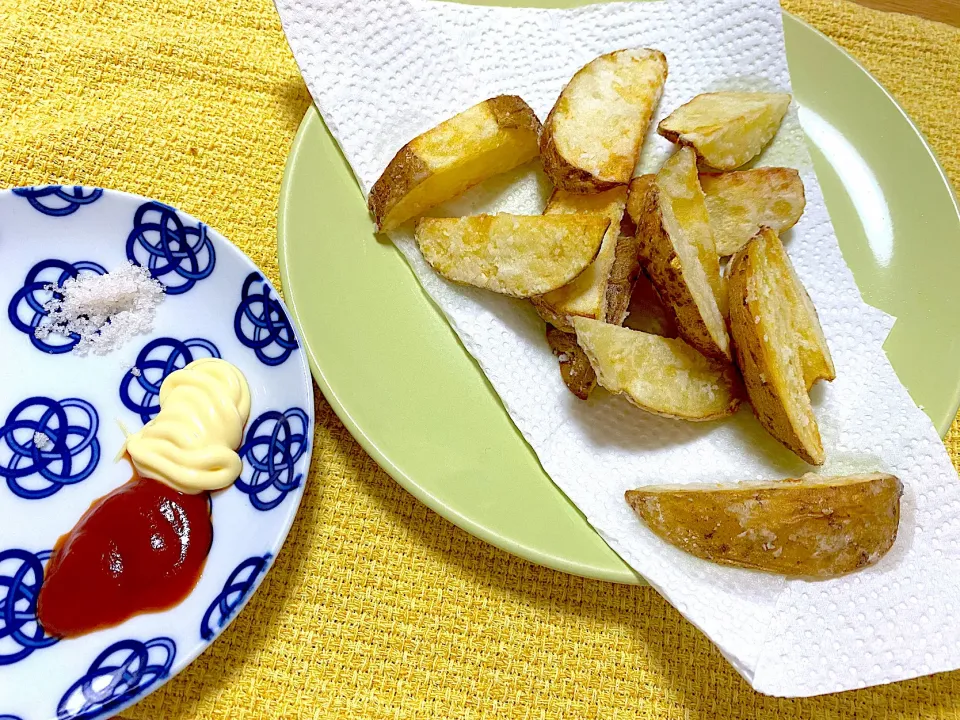 祖父のじゃがいもでポテトフライ🥔|1614さん