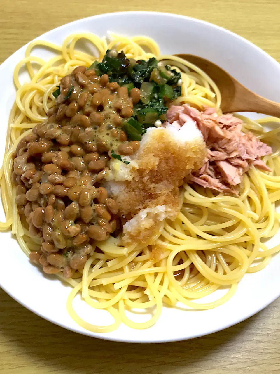 Snapdishの料理写真:納豆ツナだしおろしスパ|sasaさん