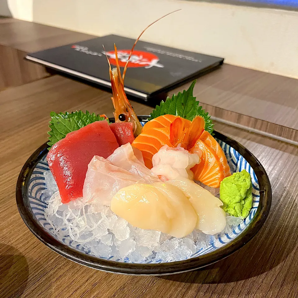 Assorted sashimi|skyblueさん