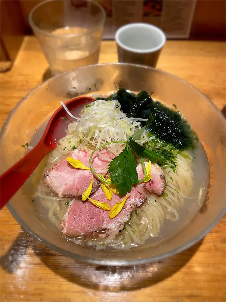 アサリと海藻の冷し麺@焼きあごらー麺たかはし新宿本店|morimi32さん