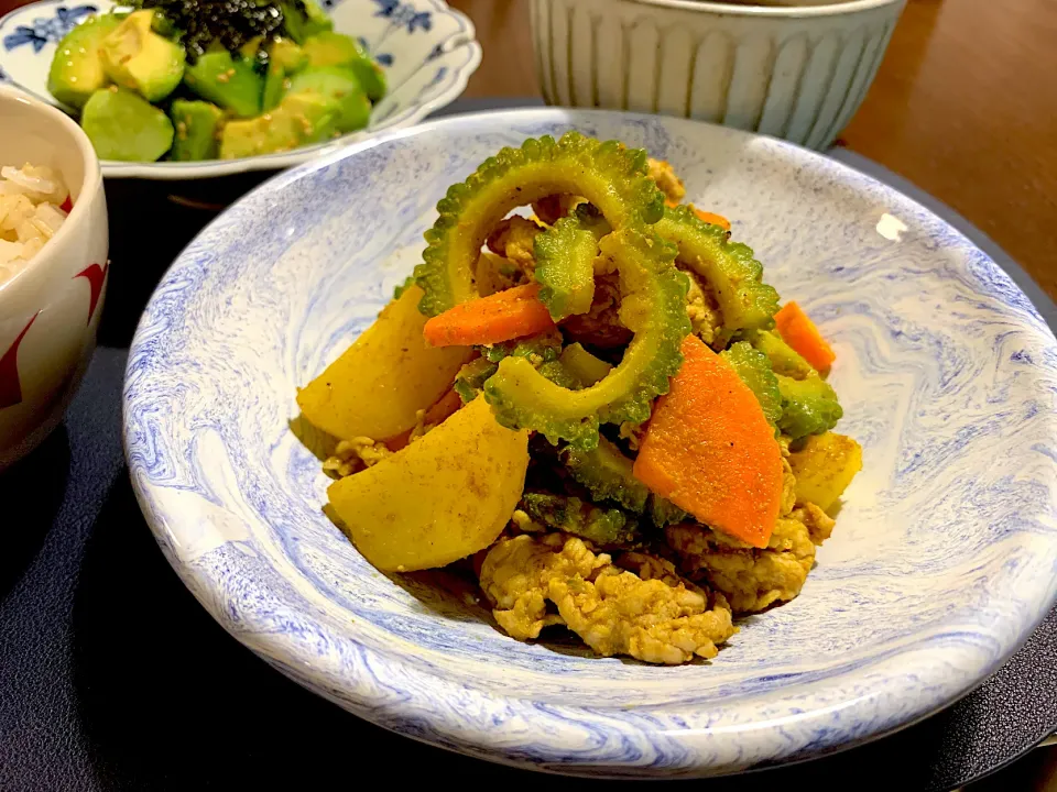 豚肉とゴーヤのカレー炒め|かなっぺさん