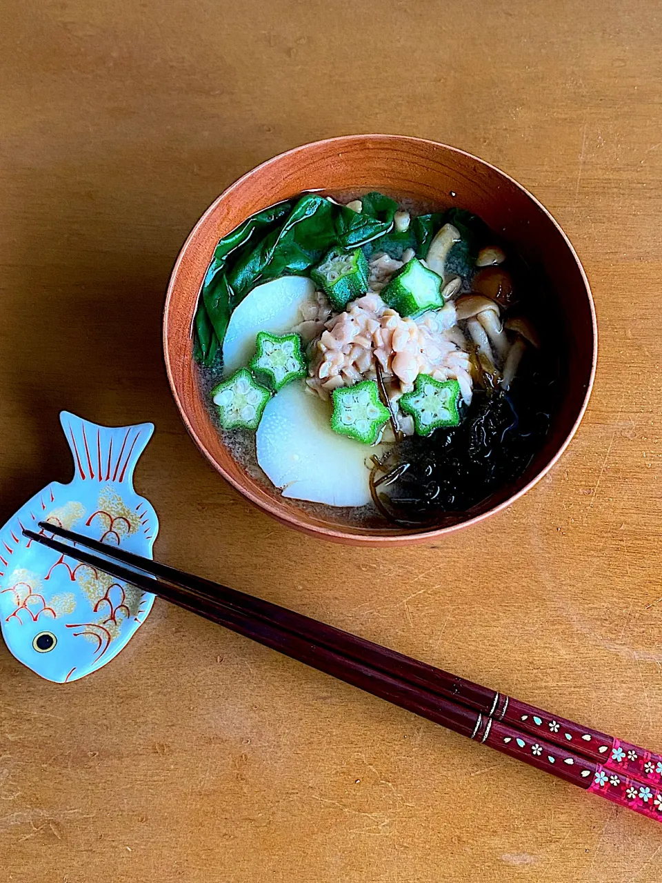 ネバネバ食材の『まごわやさしい』おみそ汁|Miki (^_−)−☆さん