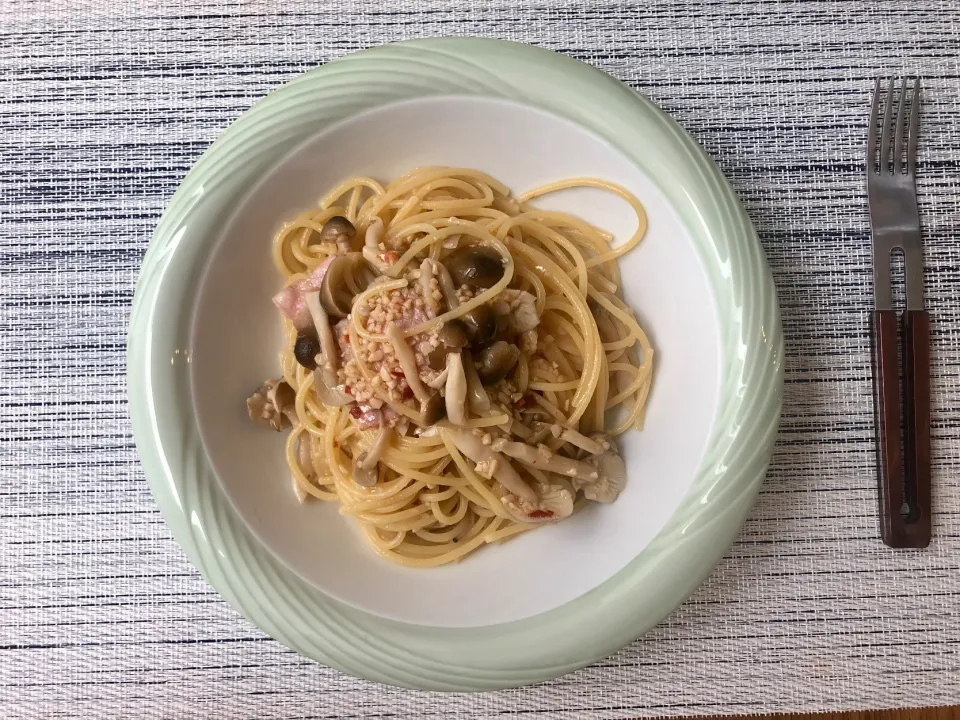 昨日から無性に食べたかったペペロンチーノ🌶 たらふく食べて気が済みました🥳|BUBUさん