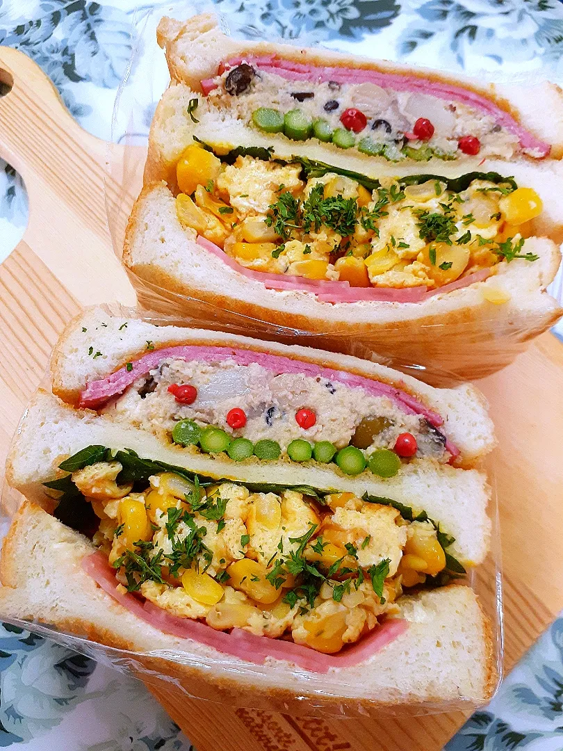 Snapdishの料理写真:🔷🌽コーンチーズ玉子と卯の花deWトーストサンド🥪20220908💕🔷|@きなこさん