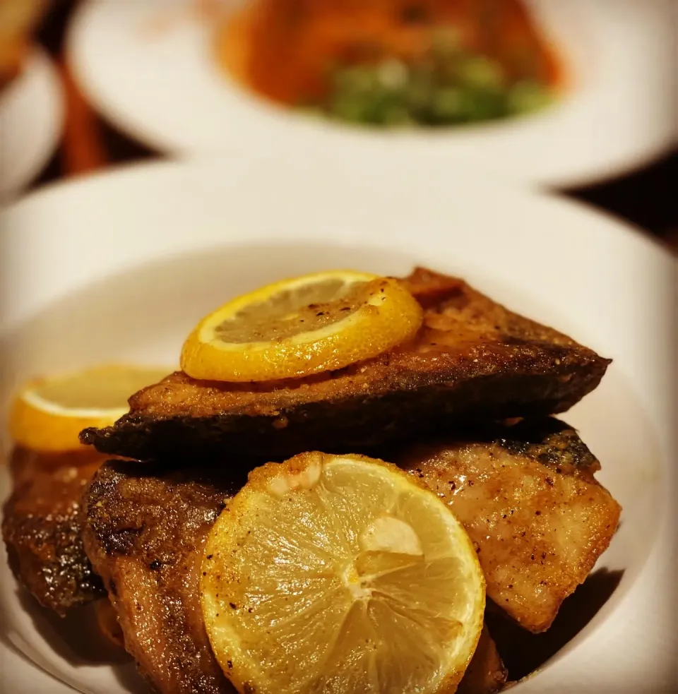 Snapdishの料理写真:Dinner ! Dinner ! Dinner ! 
Yellowtail Fish (Buri) cooked & sautéed in Butter and Garlic 🧄 with Spicy Hot Tomato & Borlotti Bean Curry Risotto 
#madefresh 
#ye|Emanuel Hayashiさん