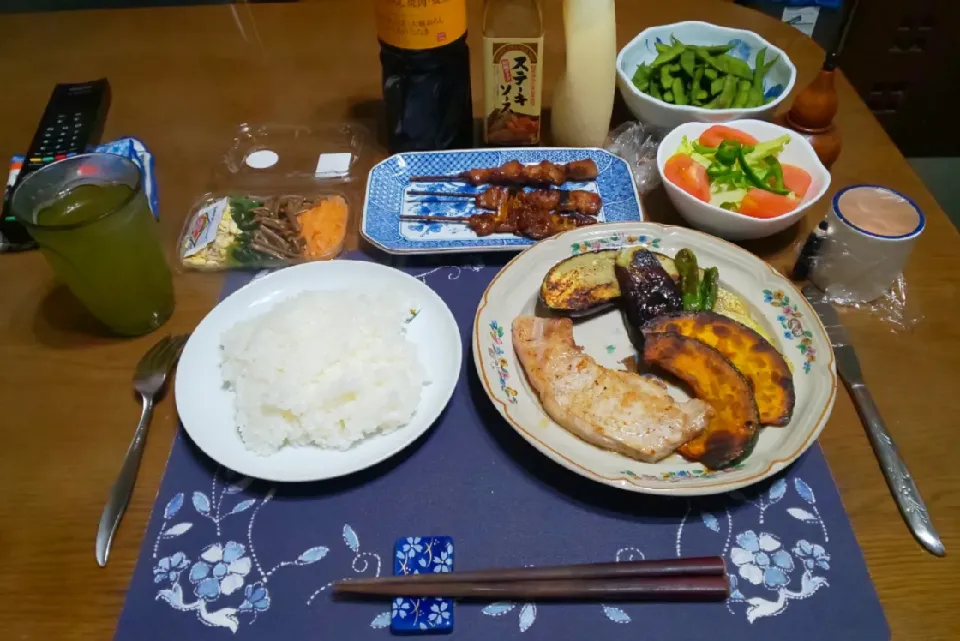 ポークステーキ&粉末野菜のフライパン焼き(夕飯)|enarinさん