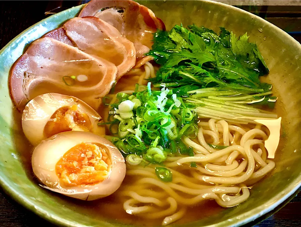 Snapdishの料理写真:今日の麺好きランチは                            「しょう油ラーメン」|mottomoさん