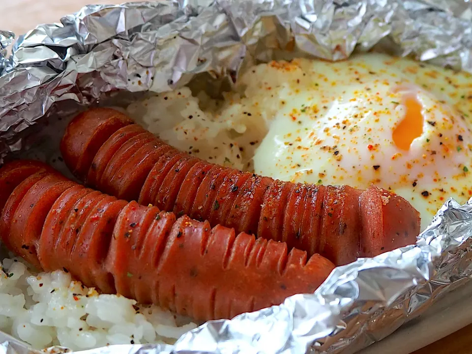 ワンホイルごはん🍚簡単朝ごはん|いちごさん