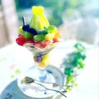 Snapdishの料理写真:ぶどうパフェ🍇|みぃさん