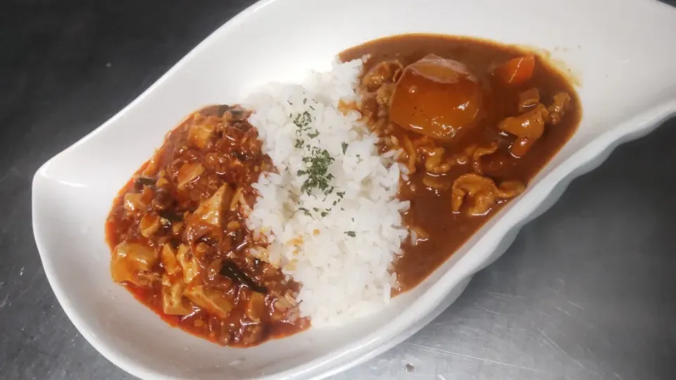 カレーと麻婆豆腐の合掛け|ゆうきさん