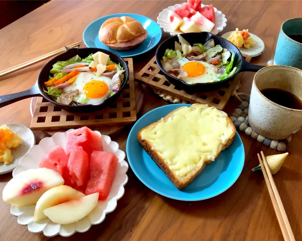 チーズトーストで朝ごはん|こんぶさん