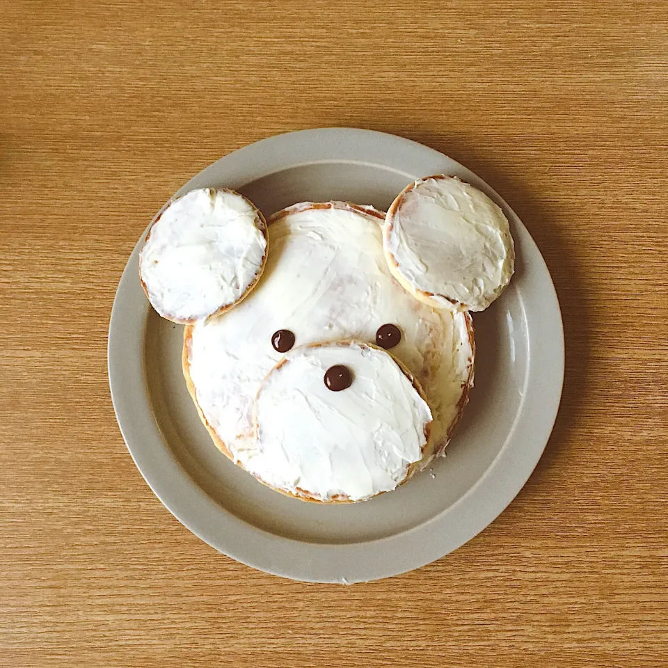 Snapdishの料理写真:くまさんホットケーキ🐻🥞|こぐまさん