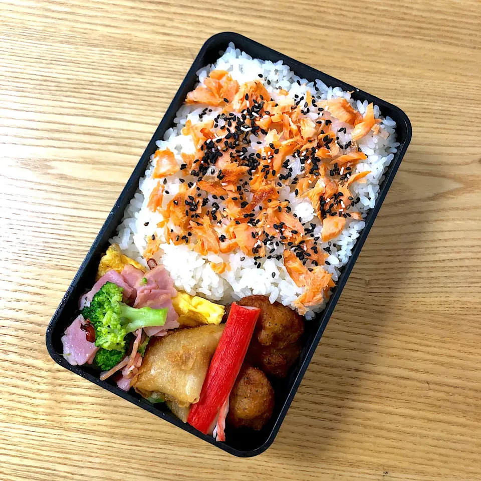 木曜日の旦那さんのお弁当🍱|むさけんさん