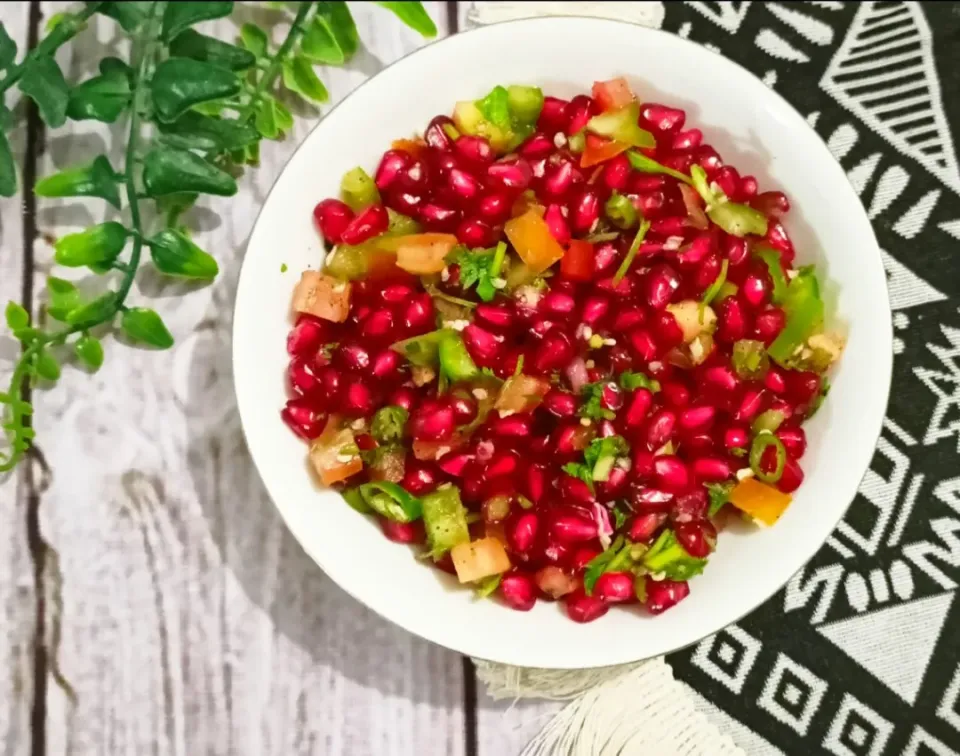 pomegranate salad|Happy Green Bowlさん