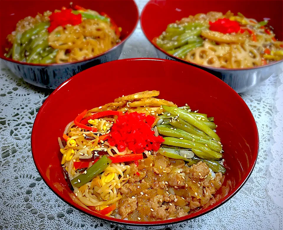 野菜たっぷりビビンバ風丼|akopeko ◡̈⋆さん