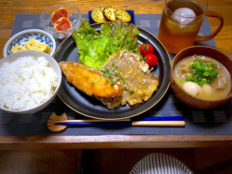 カレイの唐揚げごはん|ヒヨリ飯さん