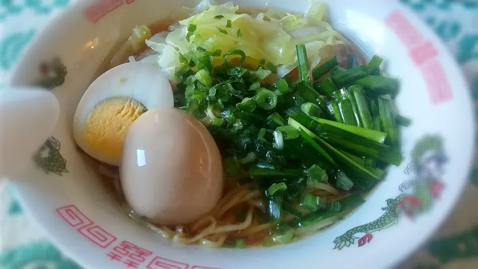 にらラーメン味玉トッピング|アリーナ香貫くんさん