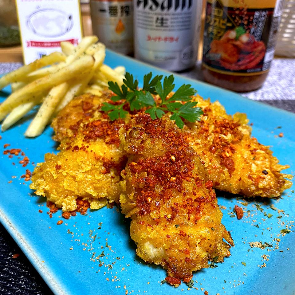 旨辛クリスピーバリバリ雷チキン！～鳥むね肉のカレー味コーンフレーク揚げ～