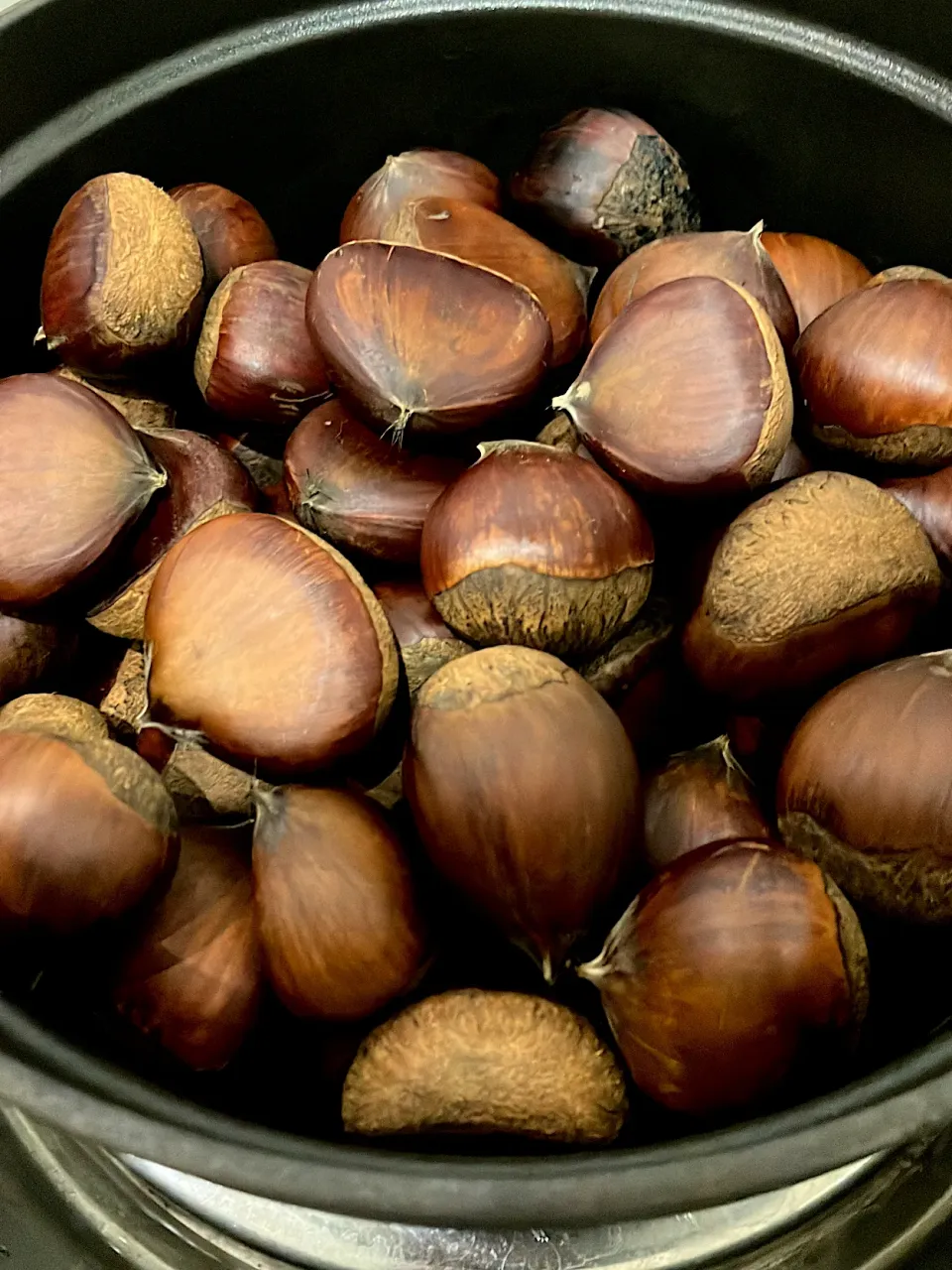 Snapdishの料理写真:電鍋で蒸し栗🌰|麹ラブかっかさん