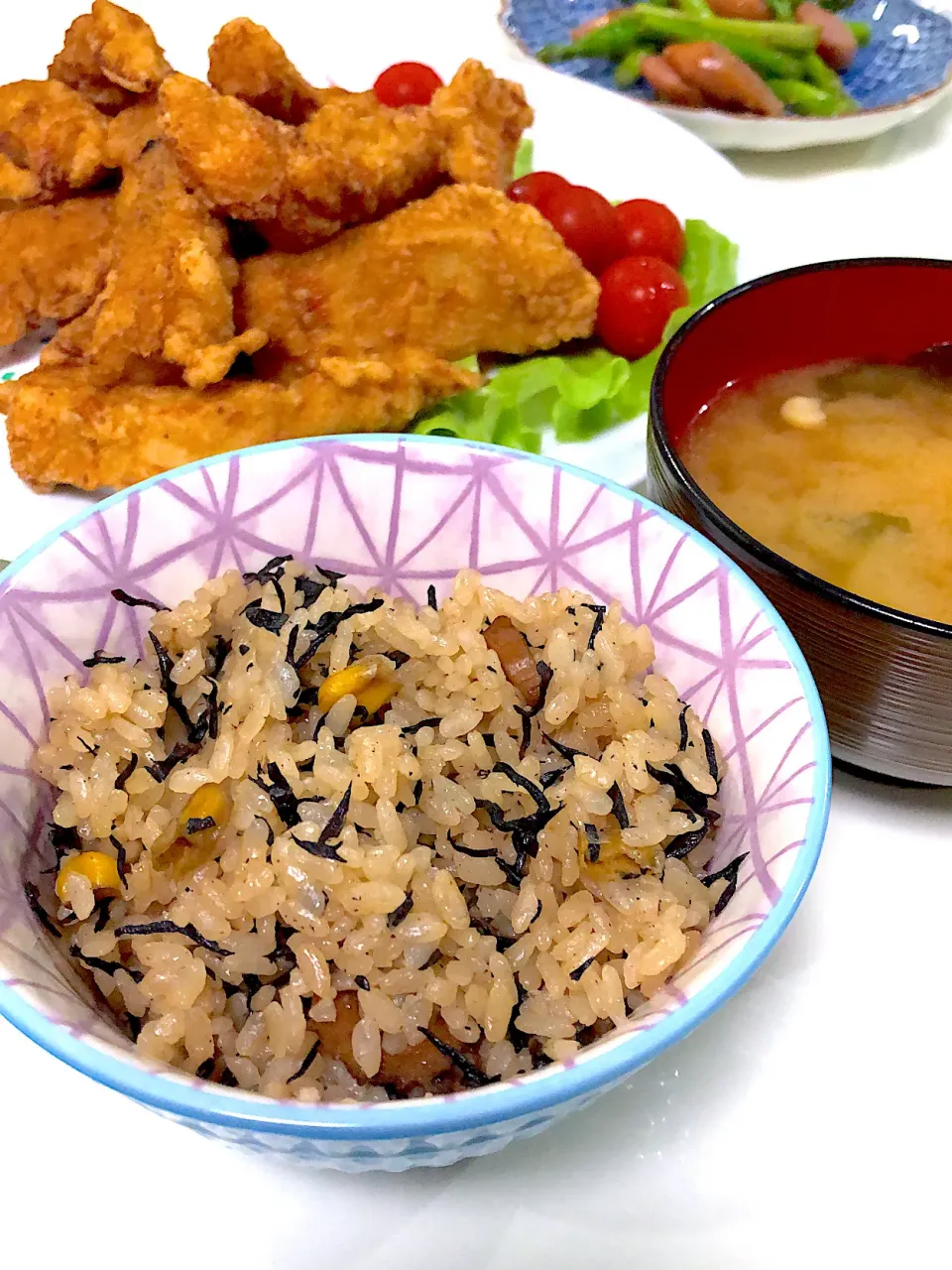 作りすぎたひじき煮で、ひじきの炊き込みご飯♪|ikumonさん