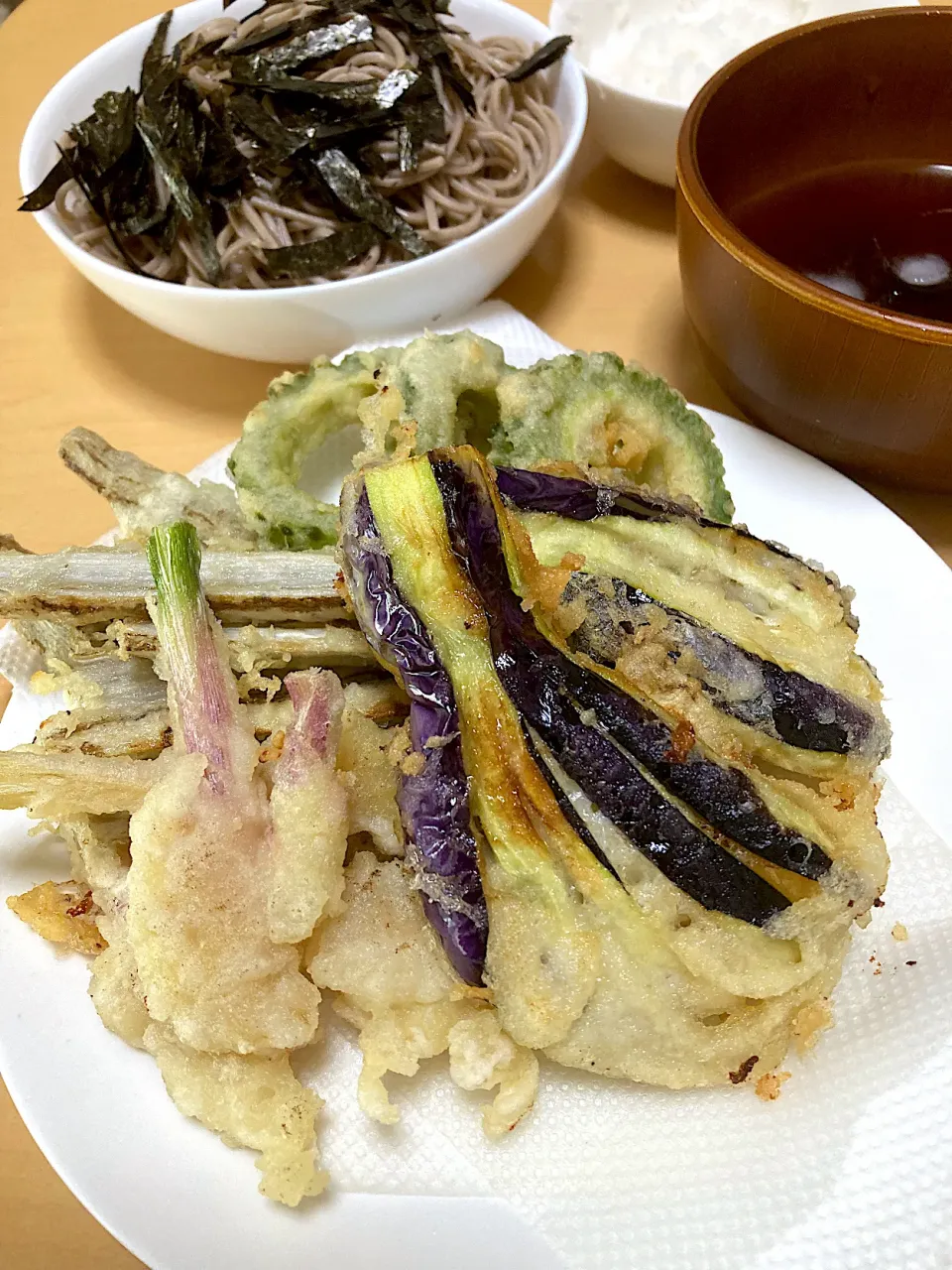 在宅勤務中の男飯(天ざる)|おおもりの星さん