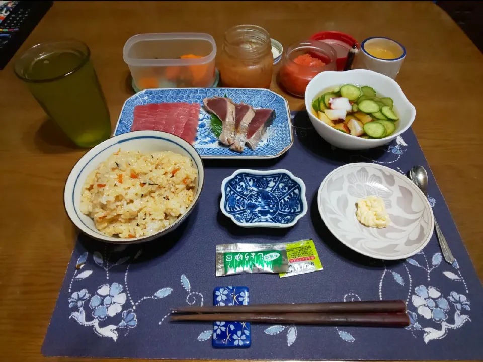 五目ご飯、きはだまぐろの刺身、酢の物、みかん寒天(夕飯)|enarinさん